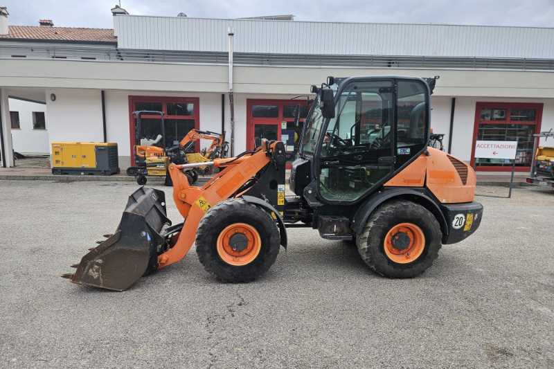 OmecoHub - Immagine KOMATSU WA70-7